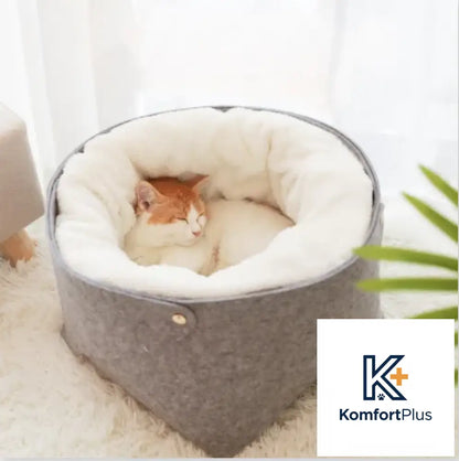 Cozy Pet Bed for Cats and Small Dogs in Winter Design